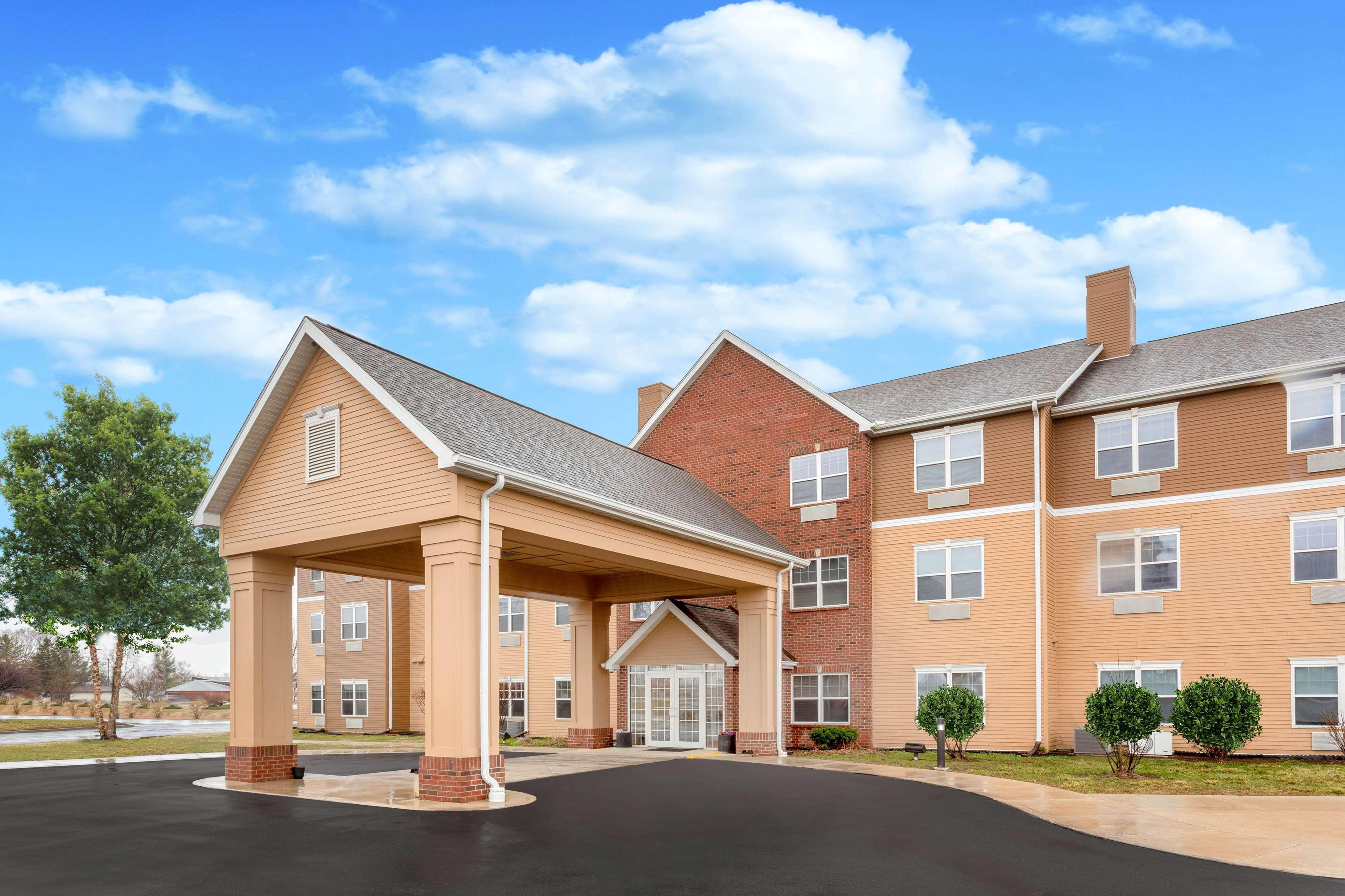 Americinn By Wyndham Fulton Clinton Dış mekan fotoğraf